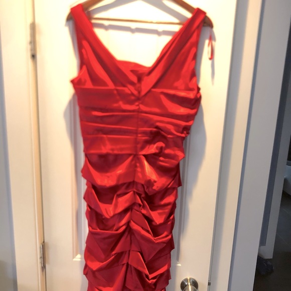 Gorgeous Red Satin Dress - Picture 1 of 4